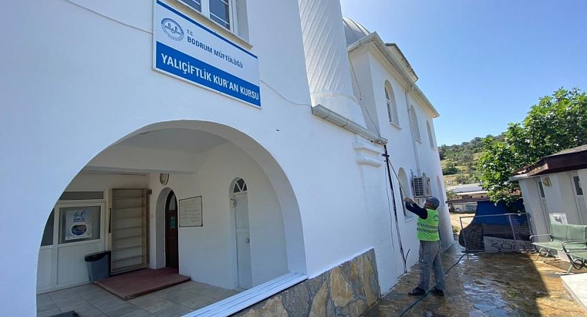 Bodrum Belediyesi, camilere el uzattı