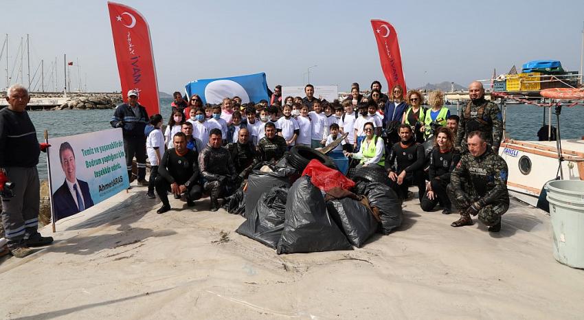 DENİZ DİBİ TEMİZLİĞİ DEVAM EDİYOR