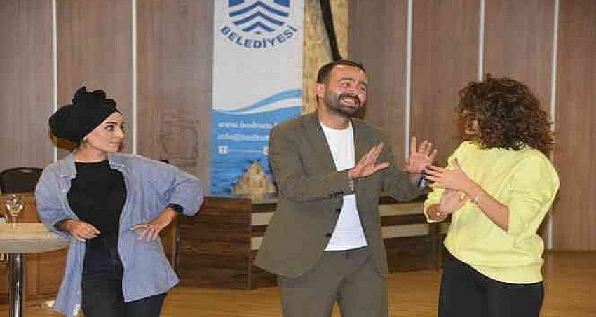 Bodrum'da avukatlar tiyatro sahnesinde