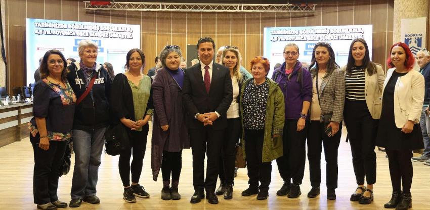 KADINLAR, BODRUM BELEDİYESİ MECLİS TOPLANTISINDA
