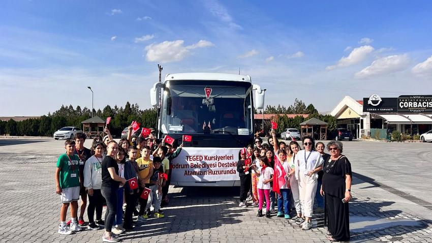 ATATÜRK’ÜN ÇOCUKLARI ANITKABİR’DE