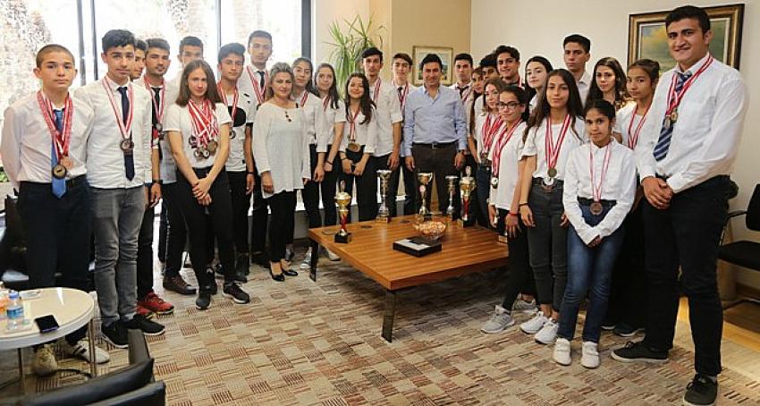 Başkan Aras halkla buluşmalara devam ediyor 