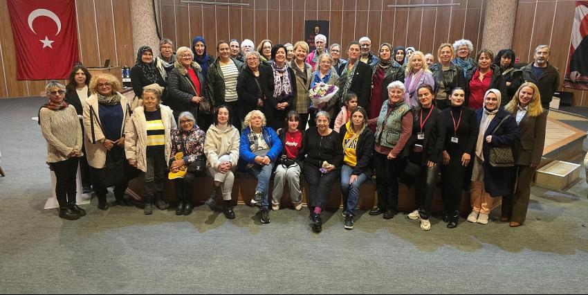 Kadın Çocuk Yoksulluğu söyleşisi