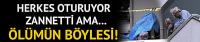 Apartmanın girişinde oturur vaziyette can verdi