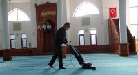 CAMİLERDE TEMİZLİK VE DEZENFEKTE ÇALIŞMALARI