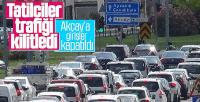 Akçay araç girişlerine kapatıldı! 