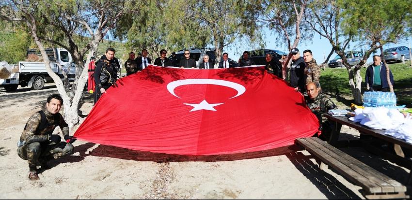 TEMİZLİK ÖNCESİ İDLİB ŞEHİTLERİ ANILDI