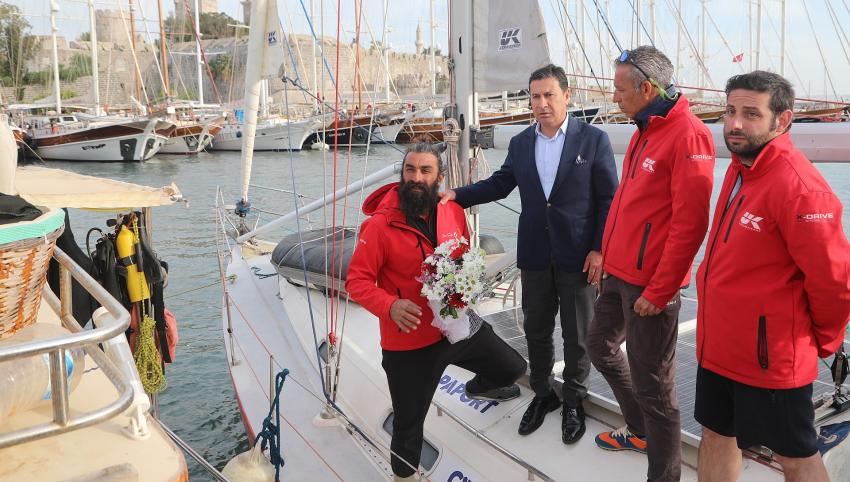 YELKENCİLERİ BAŞKAN ARAS KARŞILADI